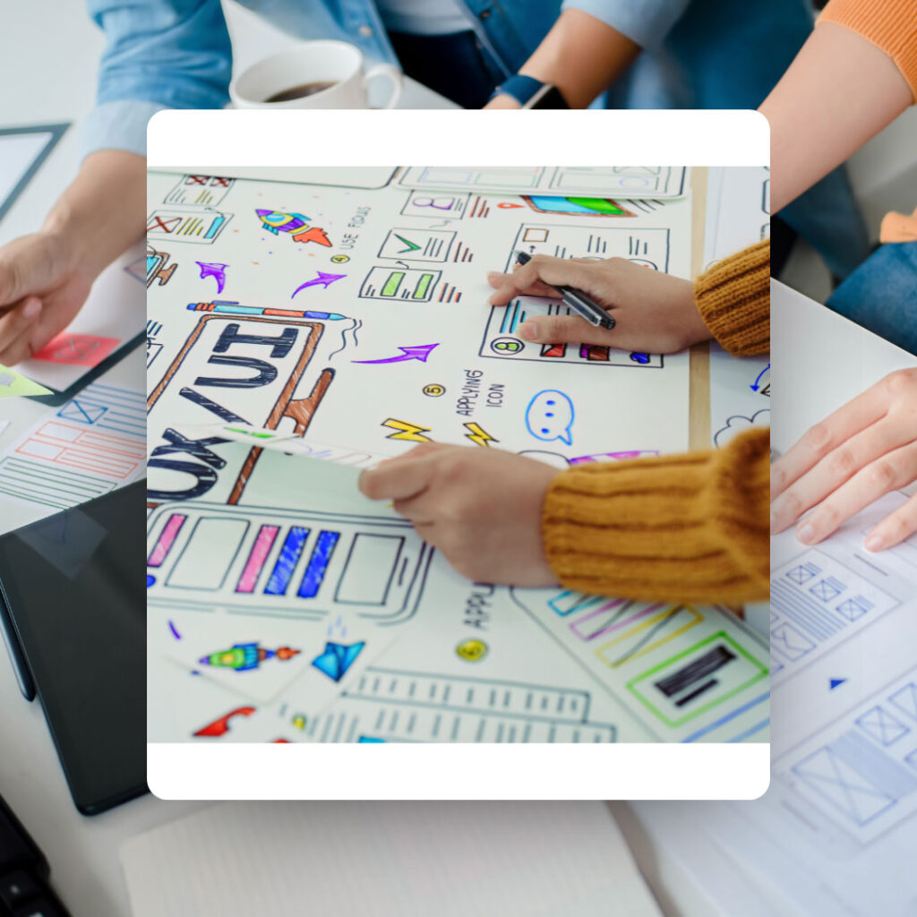 Images superposées bureau de travail d'un designer UI